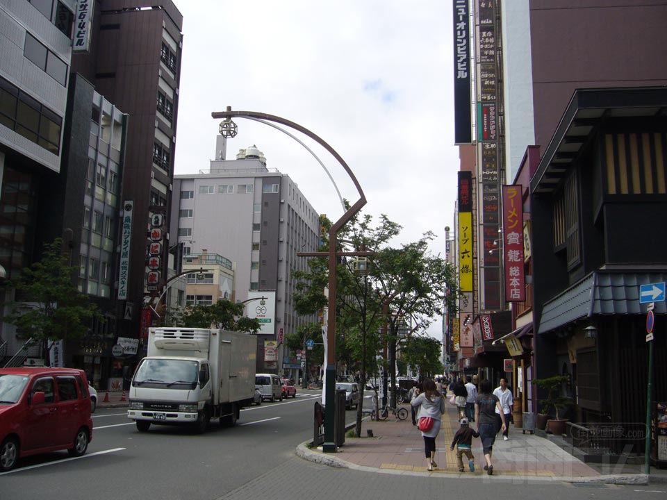 札幌駅前通り