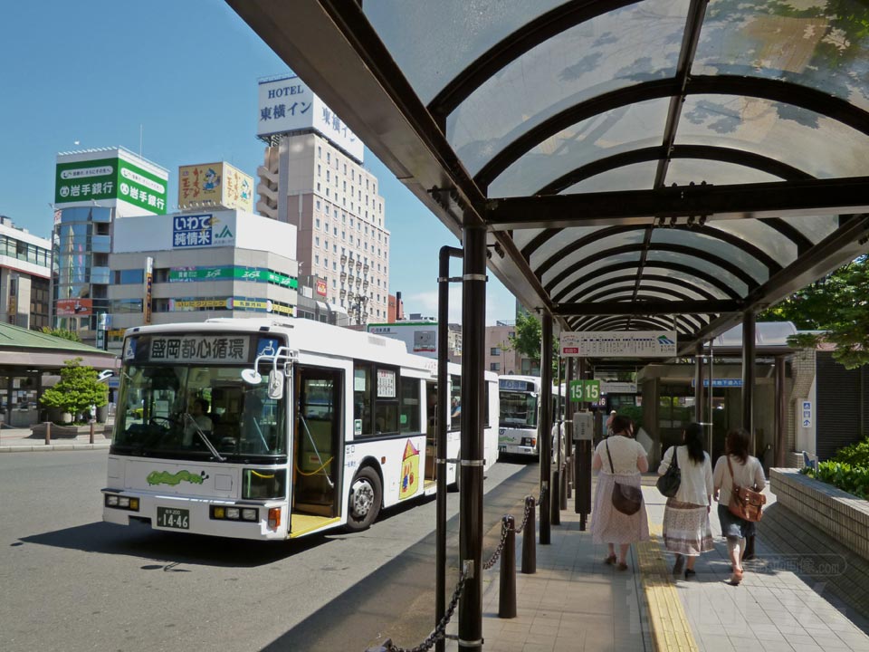 JR盛岡駅東口前