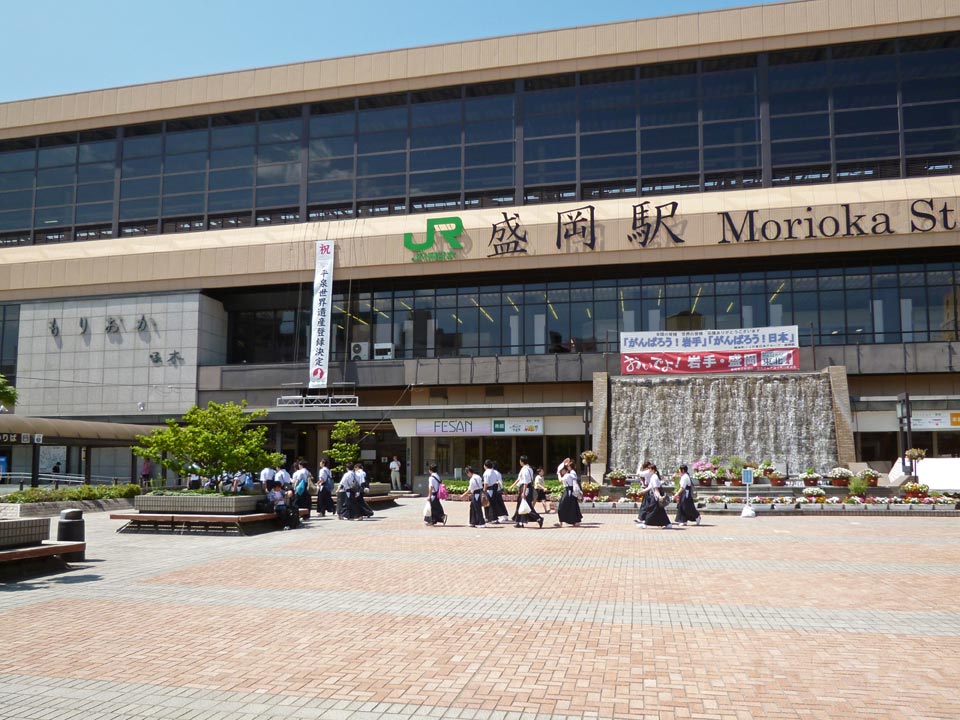 JR盛岡駅東口