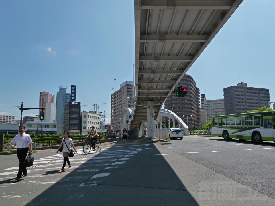 開運橋西交差点