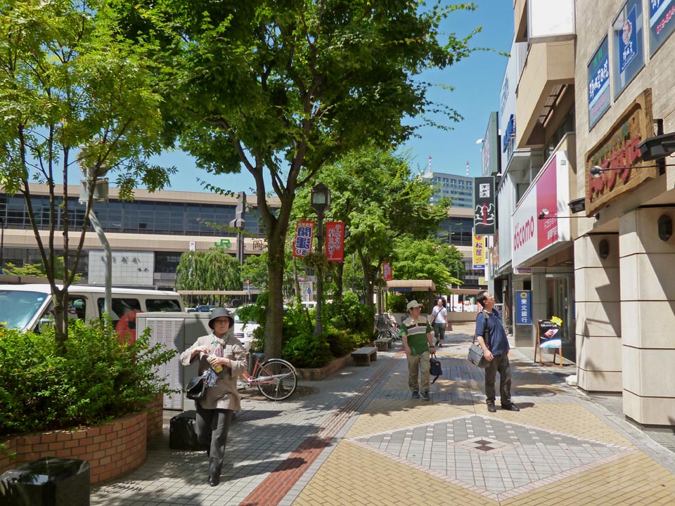 盛岡駅前開運通り(県道2号線)
