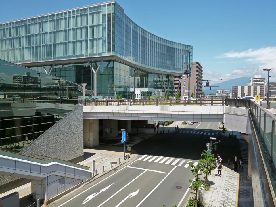 いわて県民情報交流センター