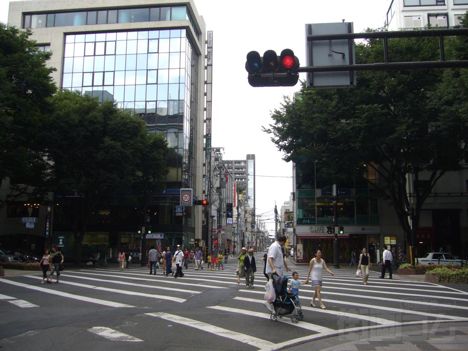 定禅寺通り