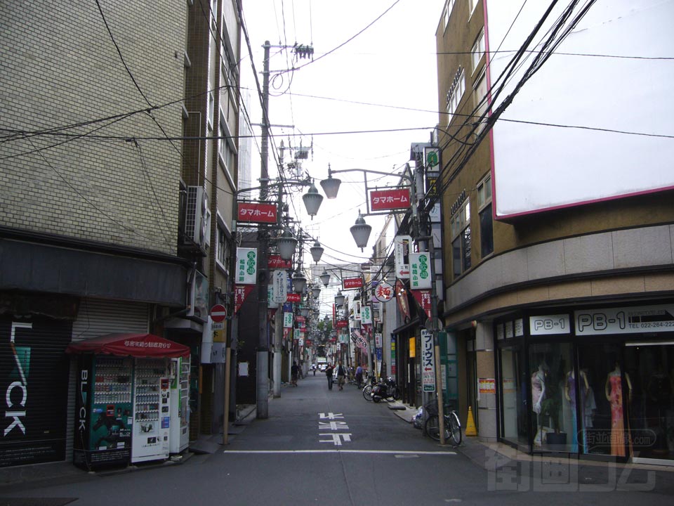 稲荷小路