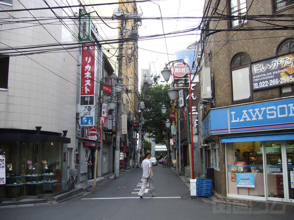 稲荷小路