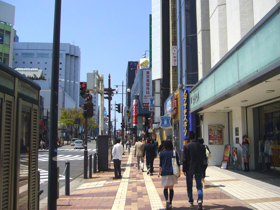 JR秋田駅西口前