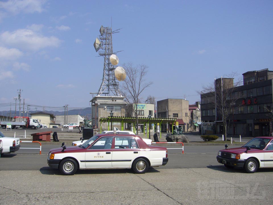 JR大館駅前