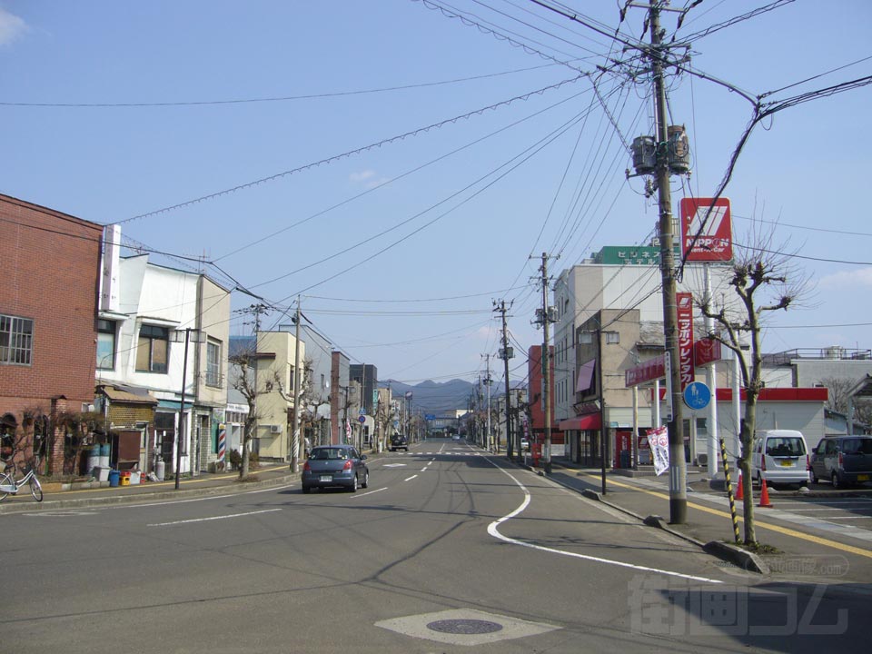 御成町一丁目商店街(県道21号線)