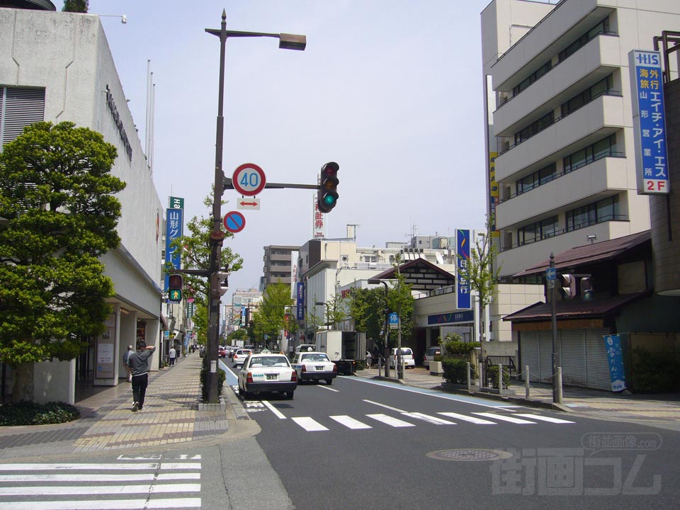 七日町通り(国道112号線)