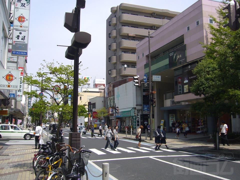 七日町通り(国道112号線)