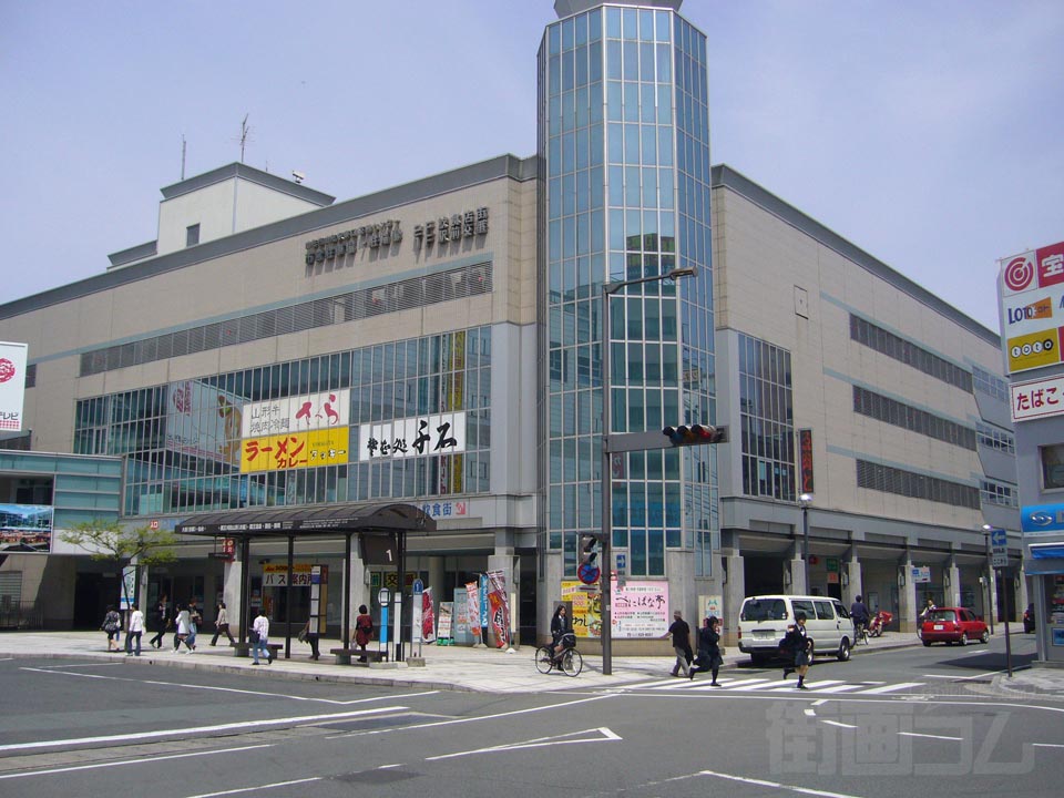 山形駅東口交通センター写真画像