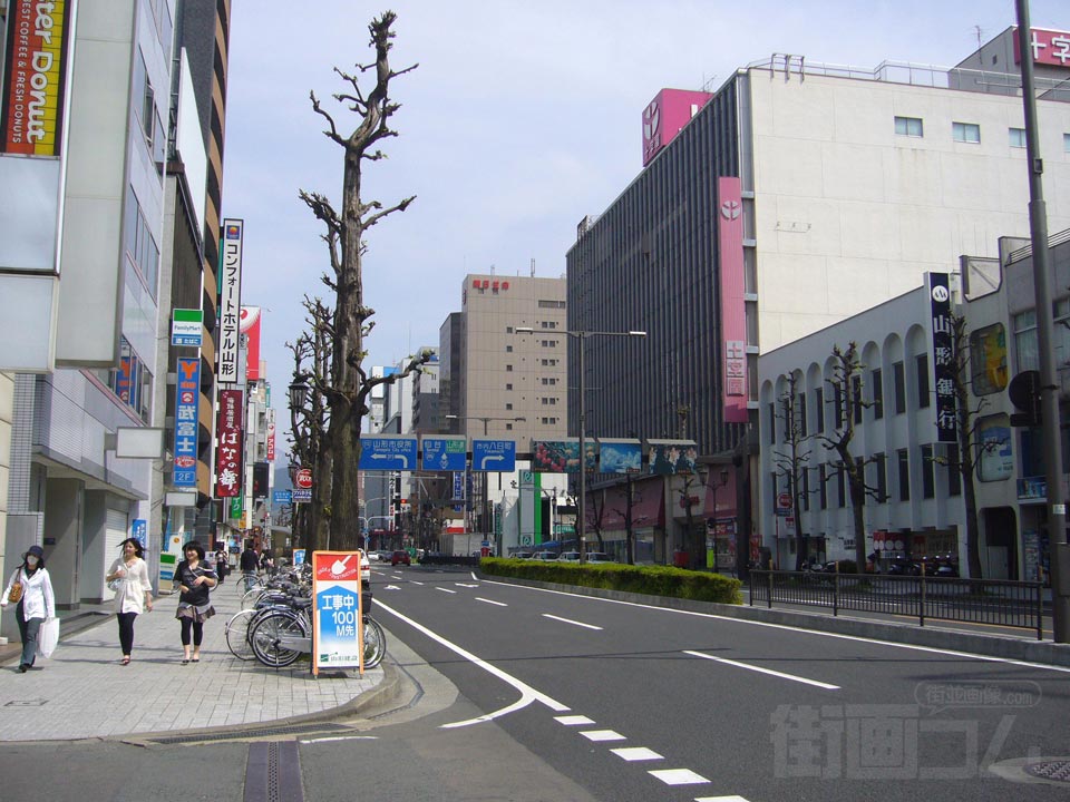 山形駅前大通り写真画像