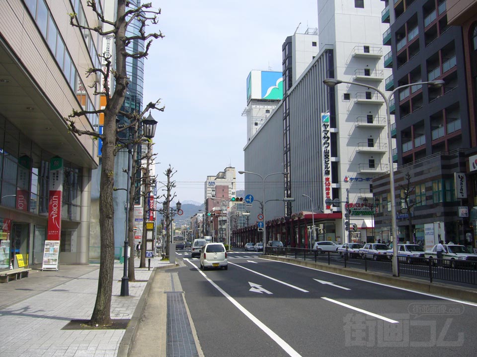 山形駅前大通り写真画像