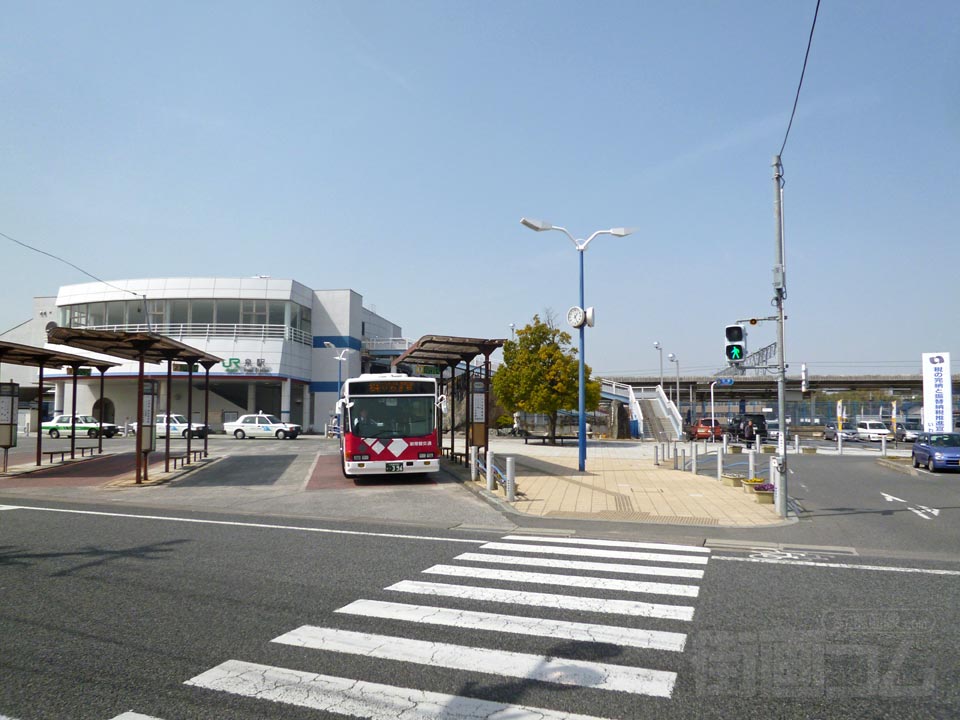 JR泉駅南口前