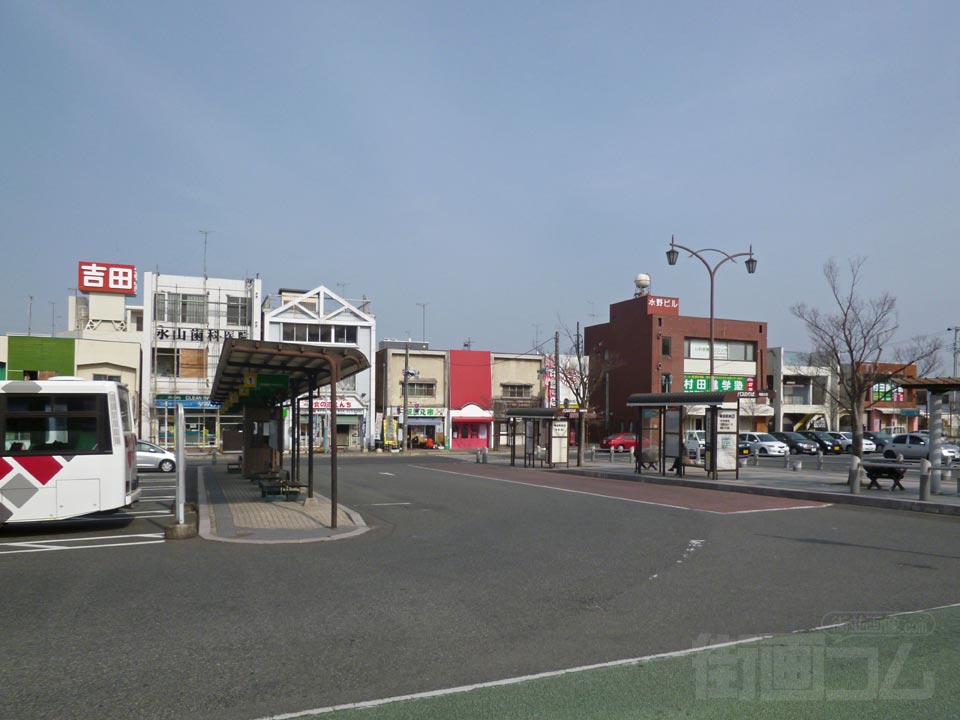 JR植田駅前バスターミナル