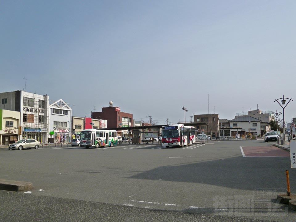 JR植田駅前バスターミナル