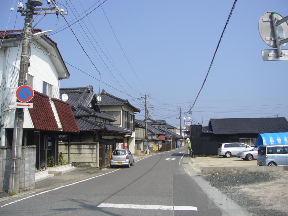 駅前通り写真画像