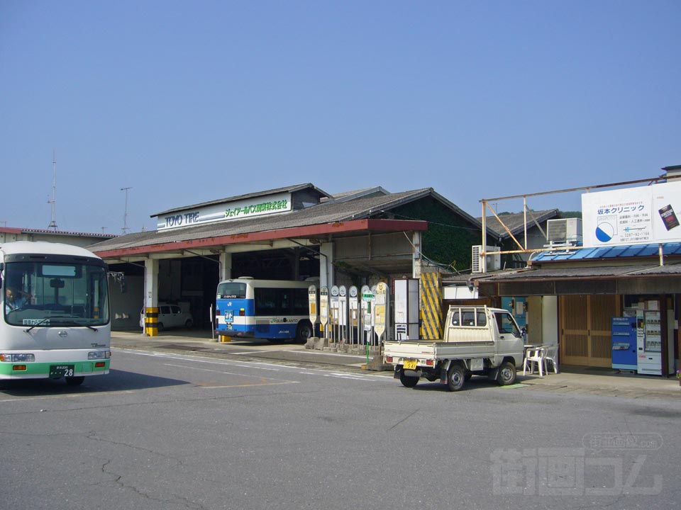JR烏山駅前