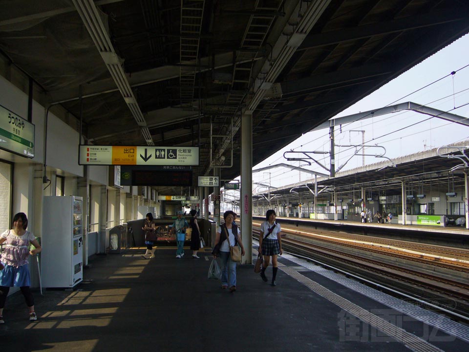 JR宇都宮駅ホーム(新幹線)写真画像