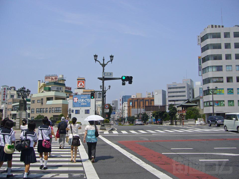 宮の橋交差点写真画像