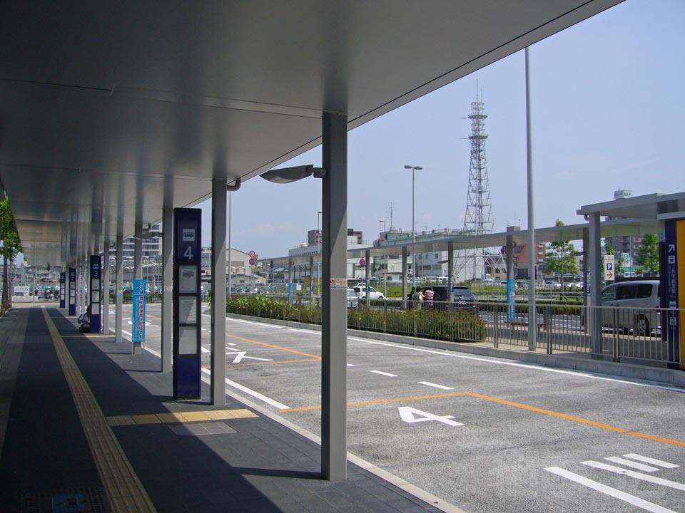 宇都宮駅東口バスターミナル写真画像