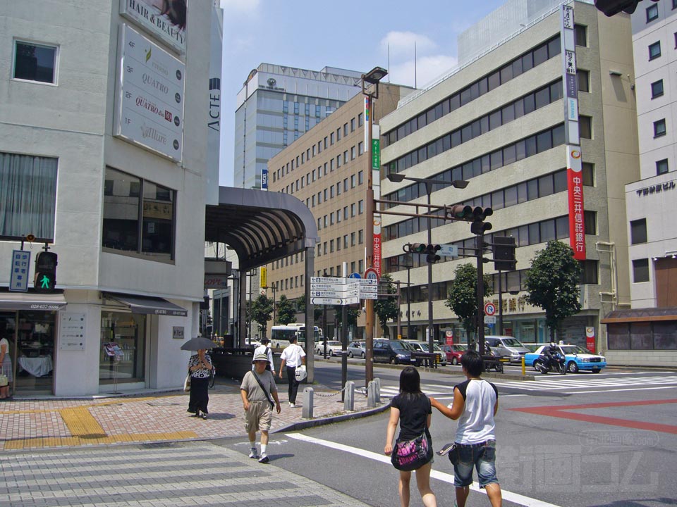 本町交差点写真画像