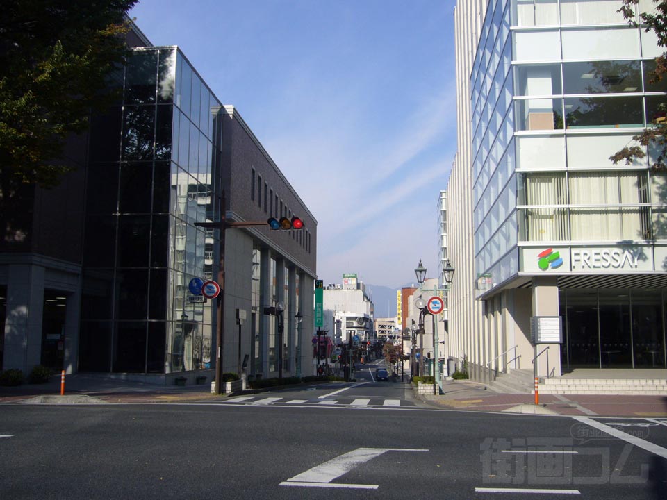 本町二丁目交差点写真画像