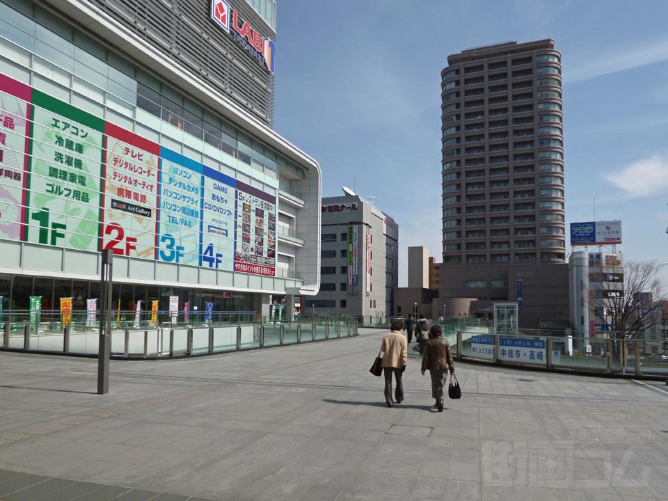 JR高崎駅東口前写真画像