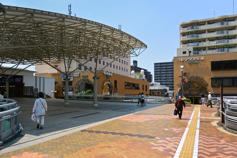 JR上尾駅東口前