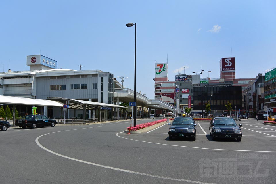 JR上尾駅西口前