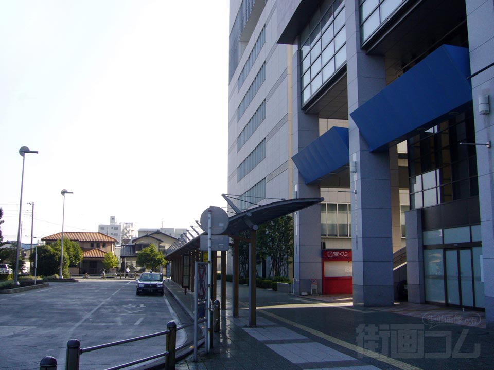 西武・JR東飯能駅東口