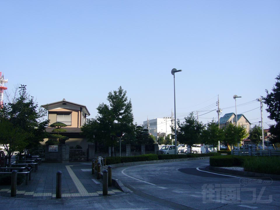 西武・JR東飯能駅東口