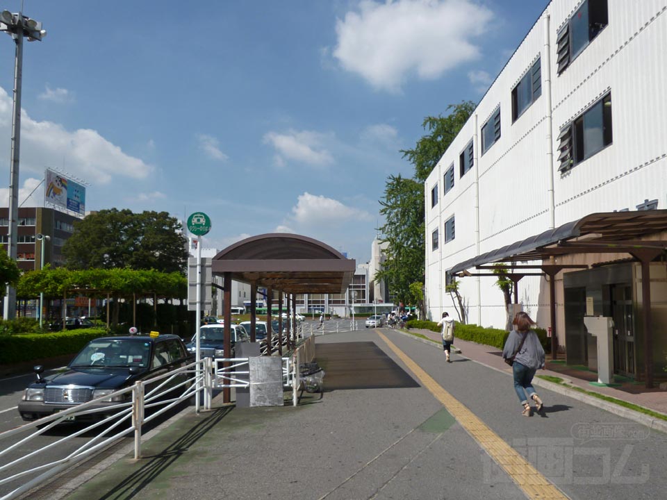 春日部駅西口タクシーのりば写真画像