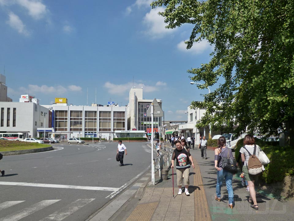 東武春日部駅西口前写真画像