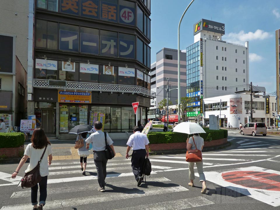 東武春日部駅西口前写真画像
