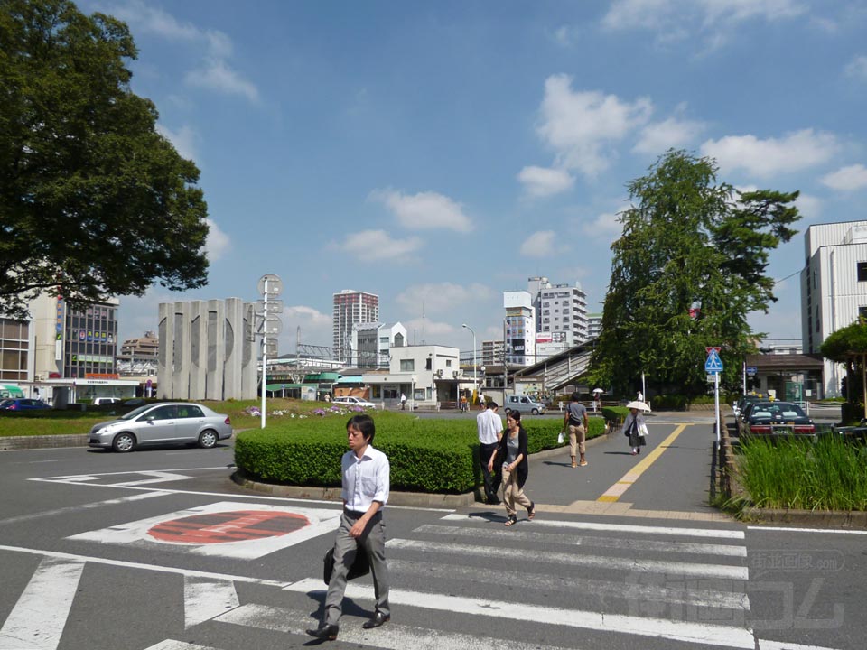 東武春日部駅西口前写真画像