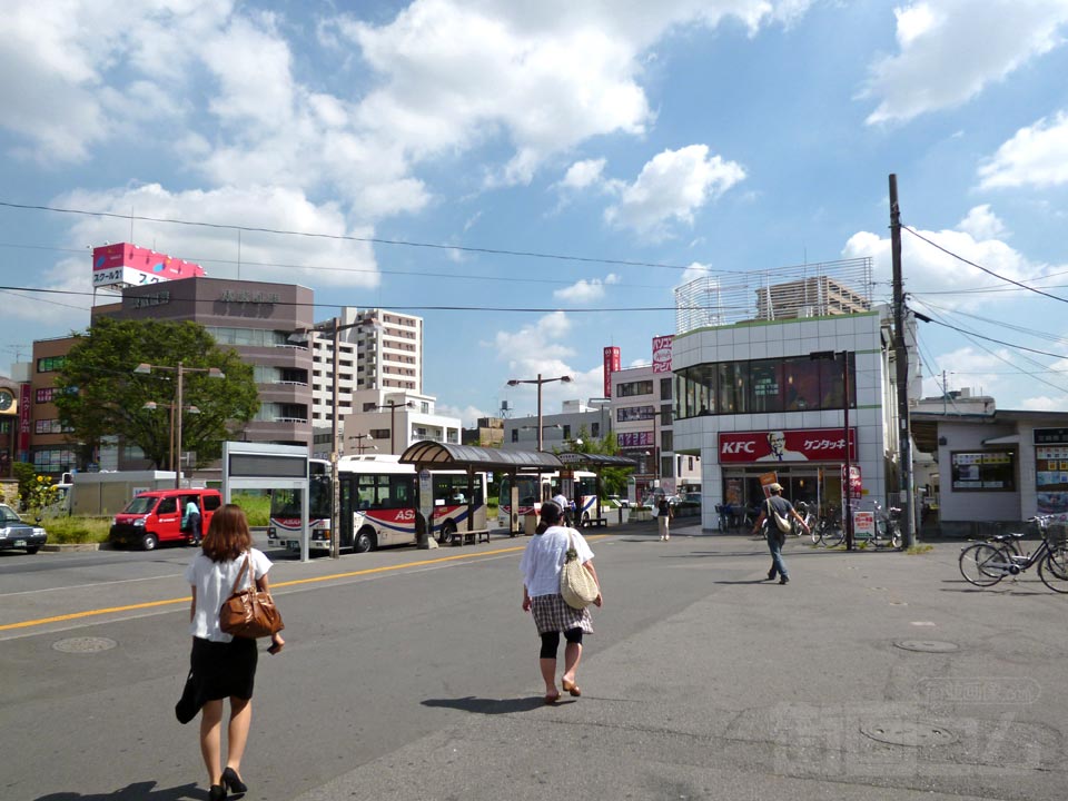 東武春日部駅東口前写真画像