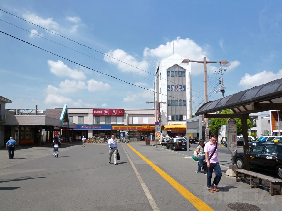 東武春日部駅東口前写真画像
