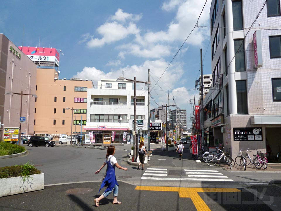 東武春日部駅東口前写真画像