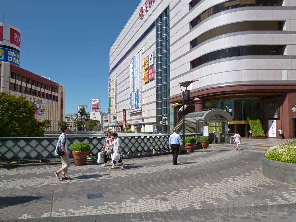 JR川口駅東口前