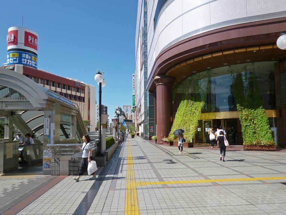 JR川口駅東口前