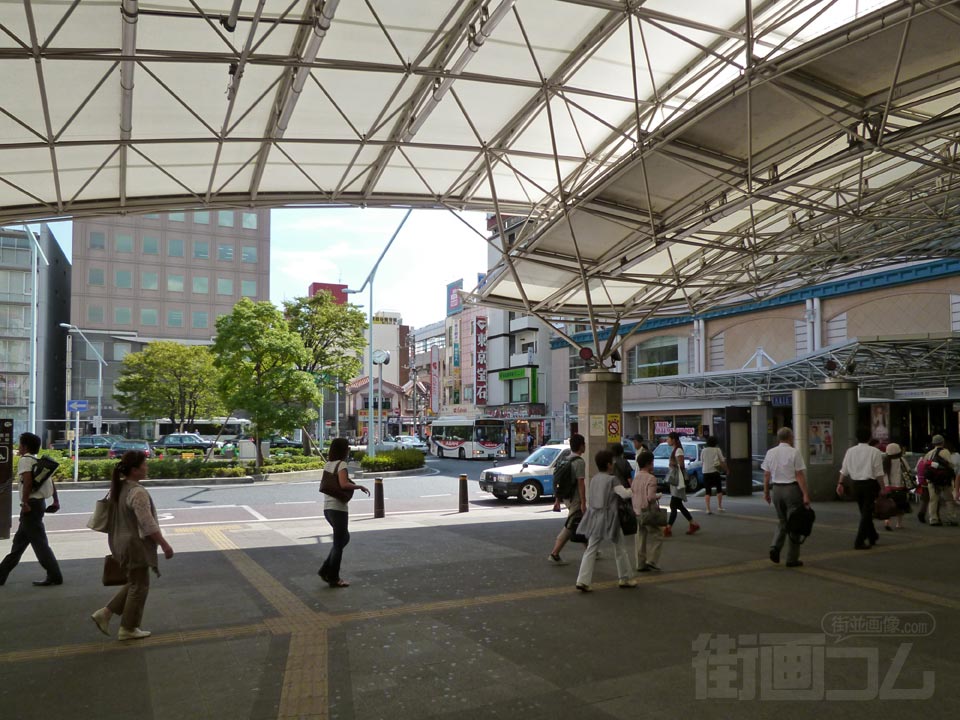 JR南越谷駅南口前
