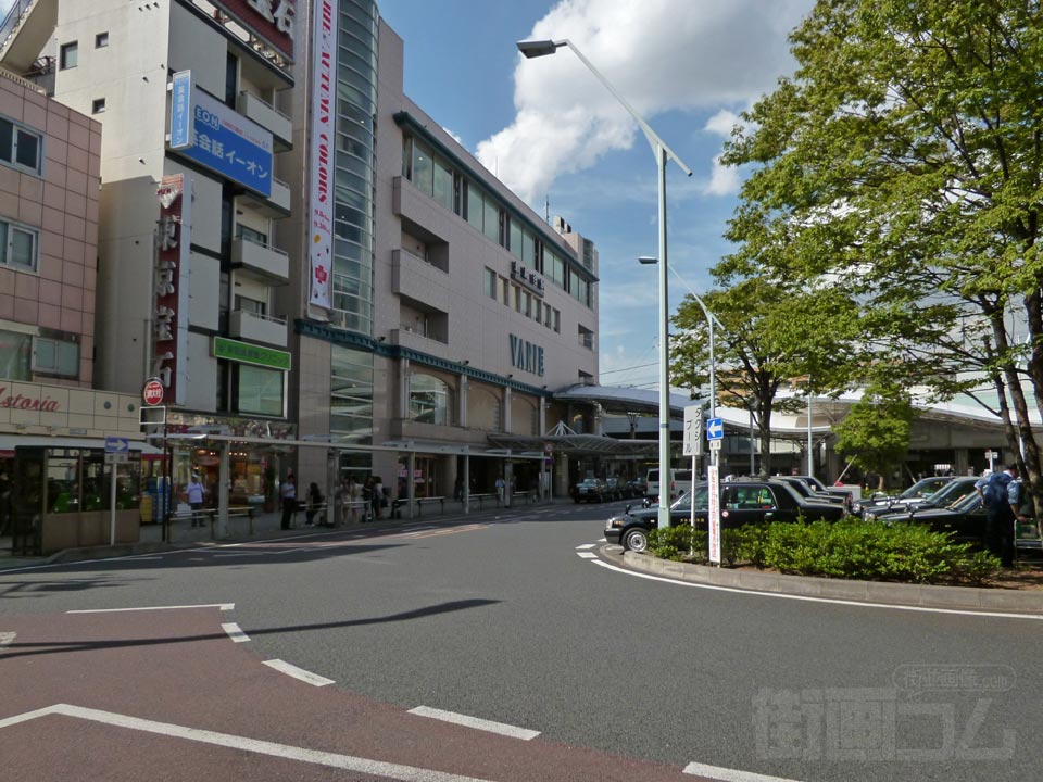 JR南越谷駅・東武新越谷駅前