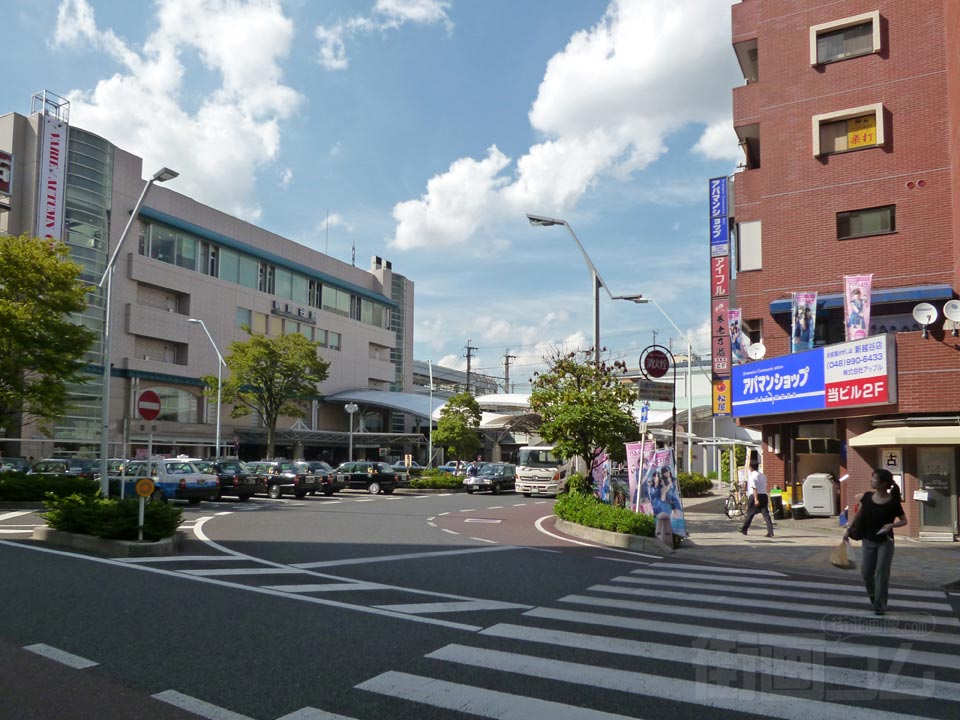 JR南越谷駅・東武新越谷駅前
