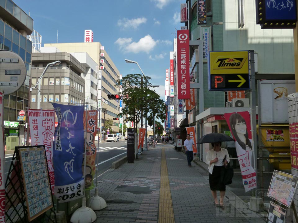 新越谷駅前通り