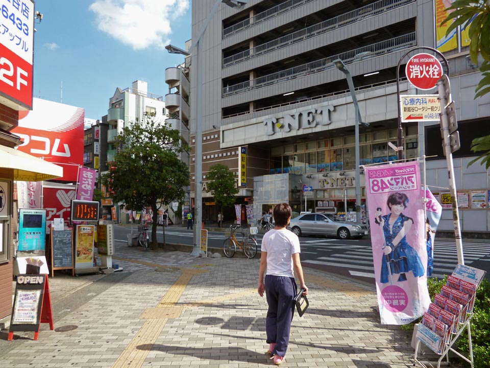JR南越谷駅・東武新越谷駅前
