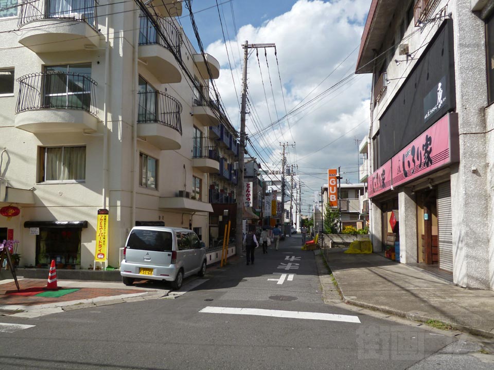 南越谷駅北口商店街