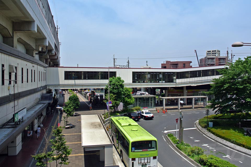 JR武蔵浦和駅東口前