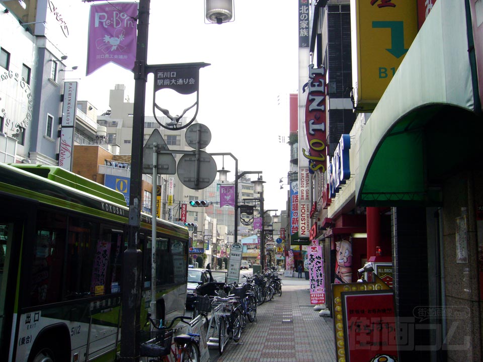 西川口駅前大通り