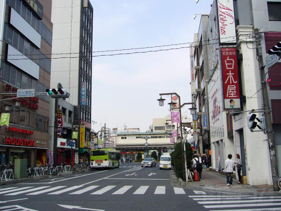 西川口駅西口交差点
